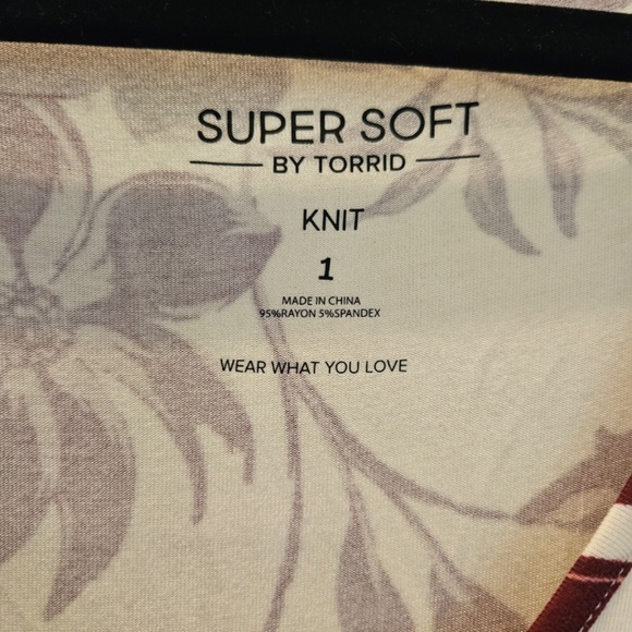 Torrid Mini Super Soft Skater Dress Floral Ivory Size 1X NWT - Picture 3 of 14